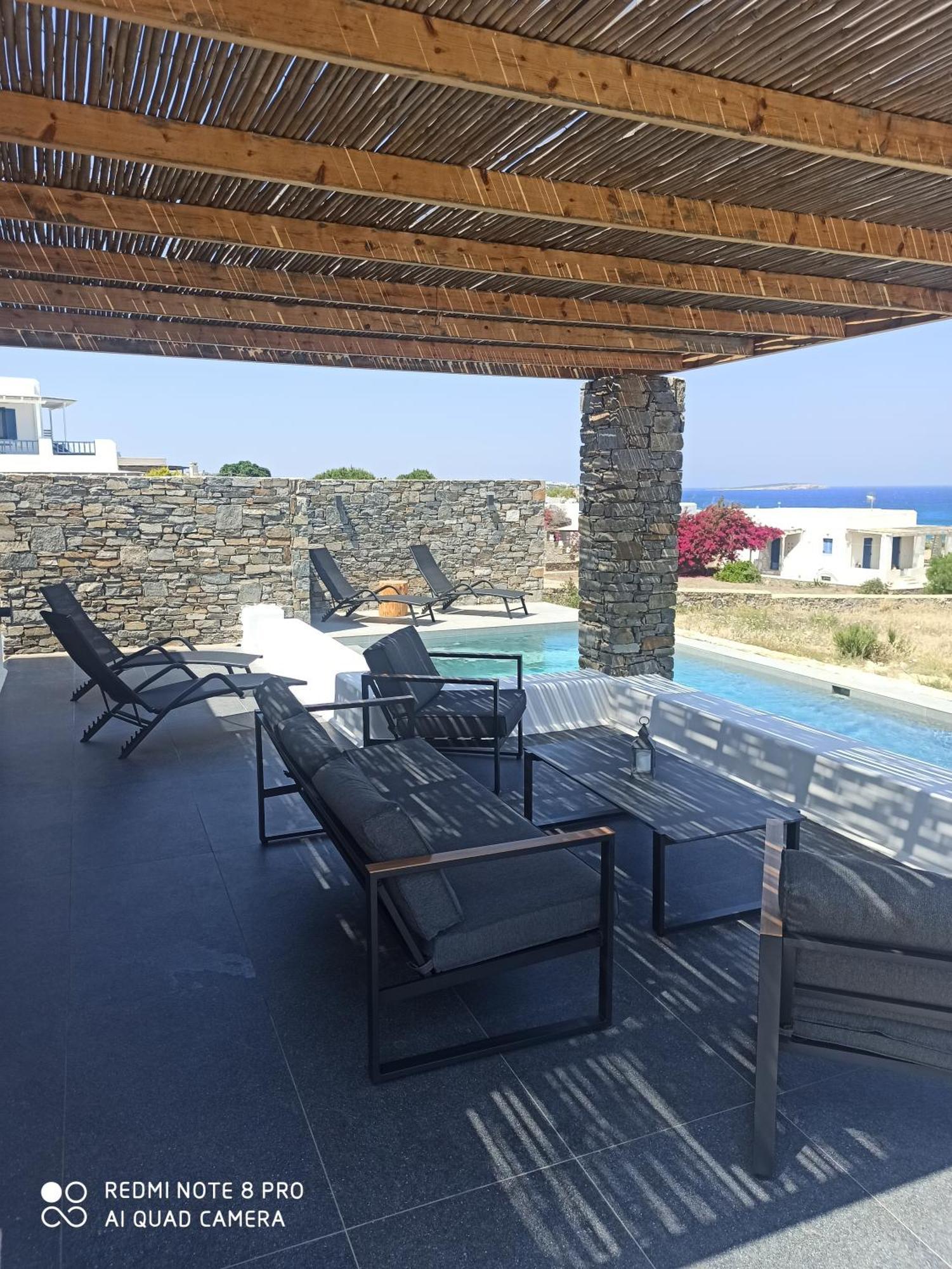 Vastblue Of Paros Lejlighedshotel Ampelas Eksteriør billede
