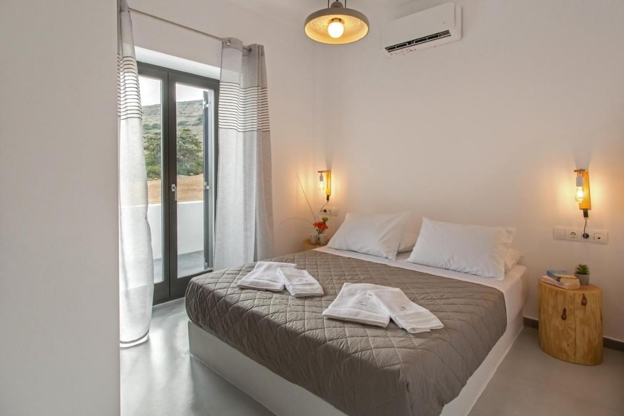 Vastblue Of Paros Lejlighedshotel Ampelas Eksteriør billede
