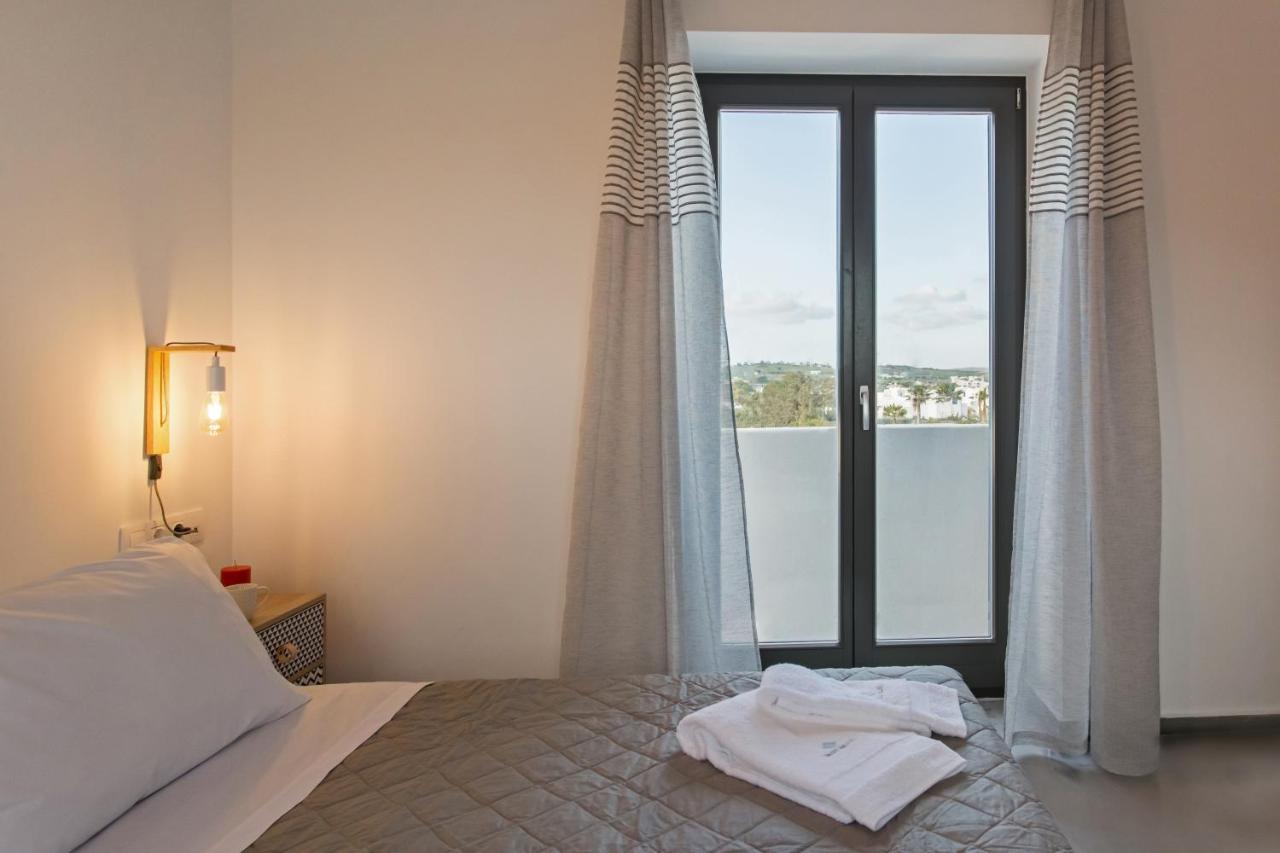 Vastblue Of Paros Lejlighedshotel Ampelas Eksteriør billede